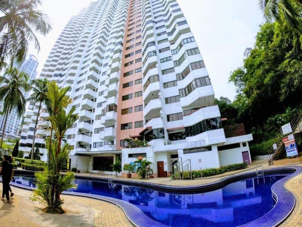 Airbnb At Sri Sayang Batu Ferringhi Beach ภายนอก รูปภาพ