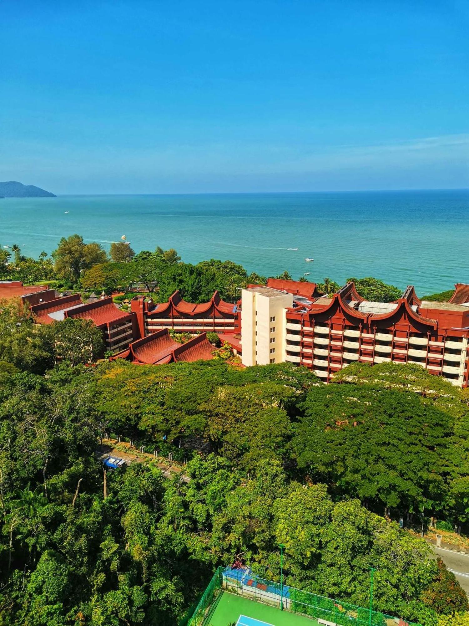 Airbnb At Sri Sayang Batu Ferringhi Beach ภายนอก รูปภาพ